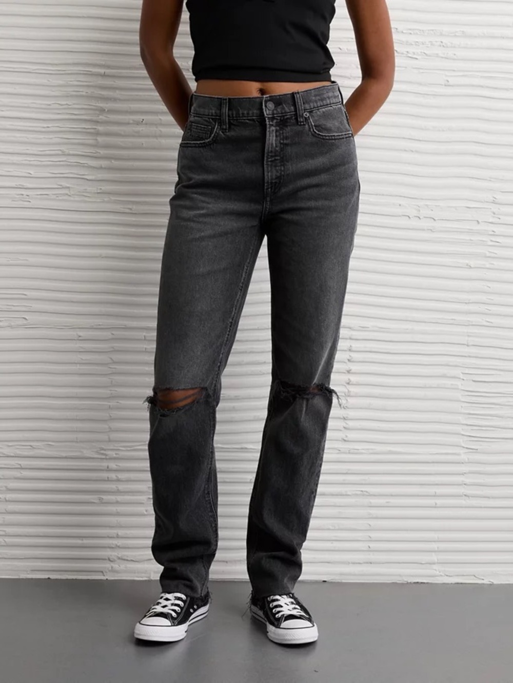 American Eagle High-Waisted Straight Jeans in Black Charcoal Size 10 Short